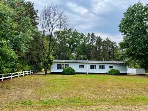 423 W Lincoln Ave, Redgranite, WI 54970