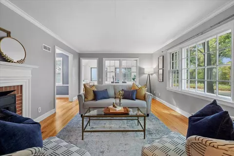 4121 Hillcrest Dr, Madison, WI 53705