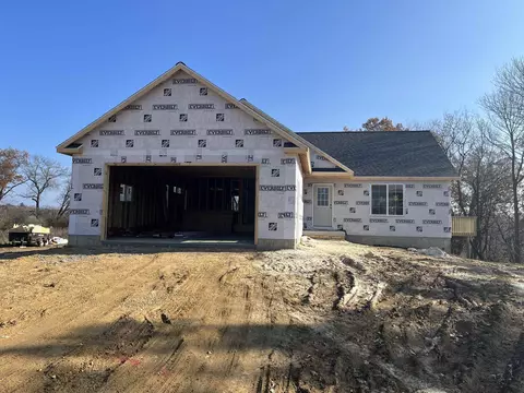 35 Meme Ln, Reedsburg, WI 53959