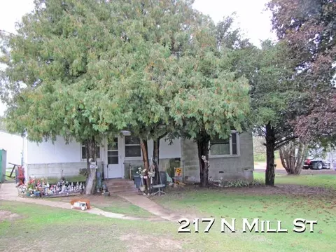 217 N Mill St, Browntown, WI 53522