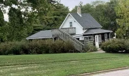 1050 Union St, Platteville, WI 53818