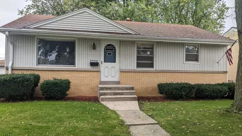 3656 S 81st St, Milwaukee, WI 53220