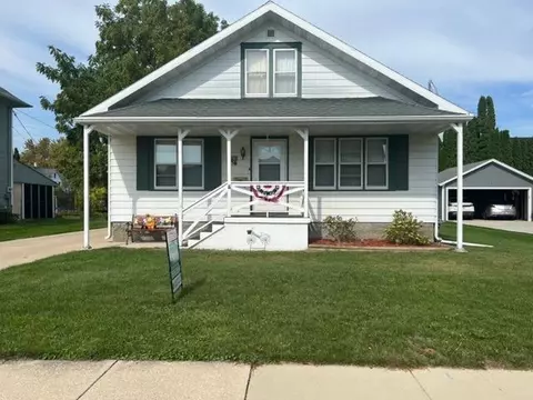 408 W Jefferson St, Waupun, WI 53963