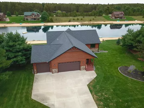 n7642 North Stone Gate Drive, New Lisbon, WI 53950