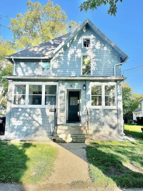 1313 8th St, Beloit, WI 53511