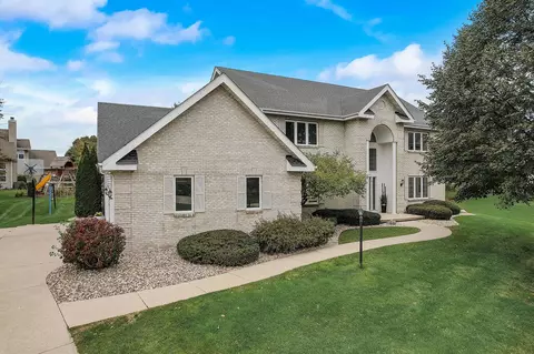 15 Madeline Is, Madison, WI 53719