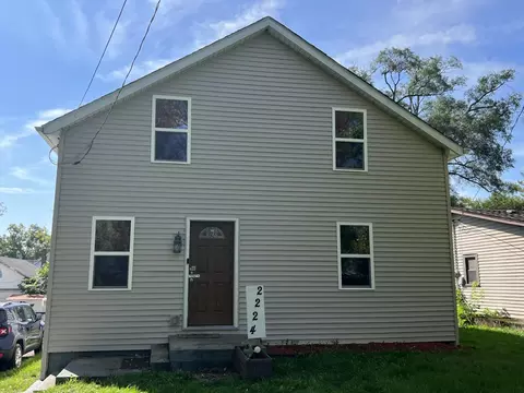 2224 W Grand Ave, Beloit, WI 53511