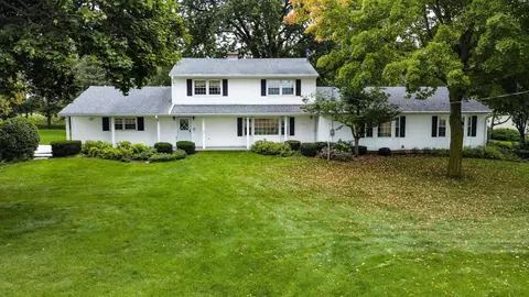 1300 Lake Kegonsa Rd, Stoughton, WI 53589