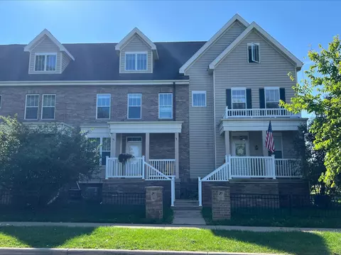 25 S Gardens Way, Madison, WI 53711