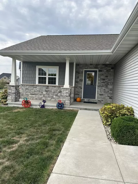 2308 Shore Preserve Dr, Oshkosh, WI 54904
