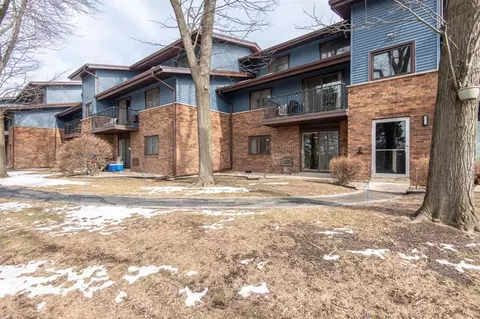 8545 W Waterford Ave #4, Greenfield, WI 53228