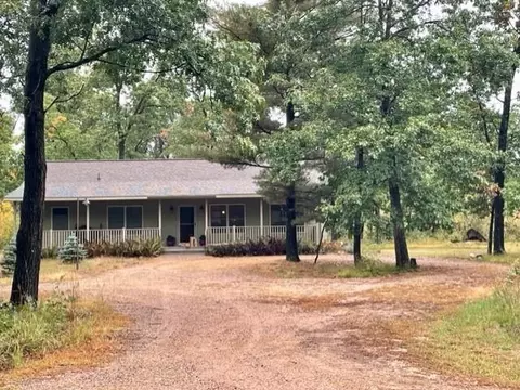 1572 Kingswood Trl, Nekoosa, WI 54457