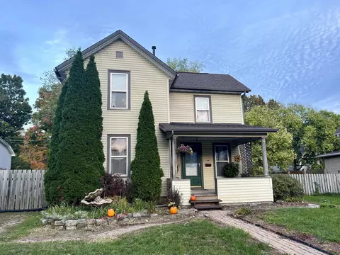463 N Church St, Richland Center, WI 53581