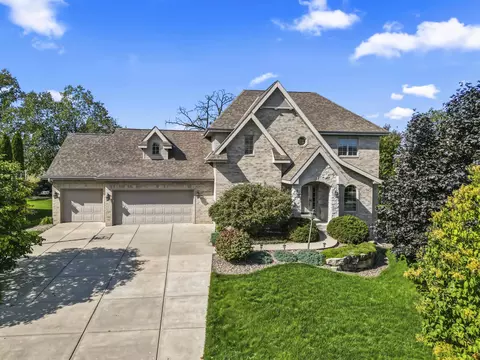 473 Riviera St, Oregon, WI 53575