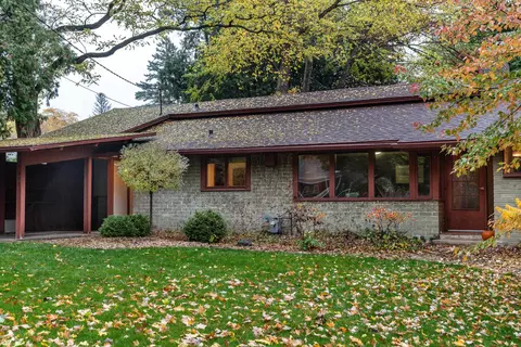 605 Hilltop Dr, Madison, WI 53711