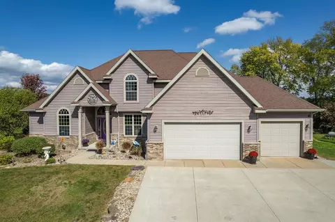 e13196 Wisconsin 33, Baraboo, WI 53913