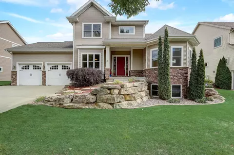 2313 Jeffy Trl, Madison, WI 53719