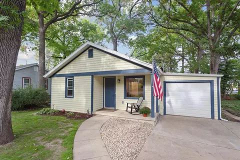 6510 Oakwood Pl, Middleton, WI 53562