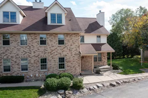 6909 Tottenham Rd, Madison, WI 53711