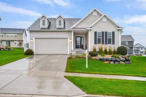 428 Blackburn Bay Dr, Verona, WI 53593