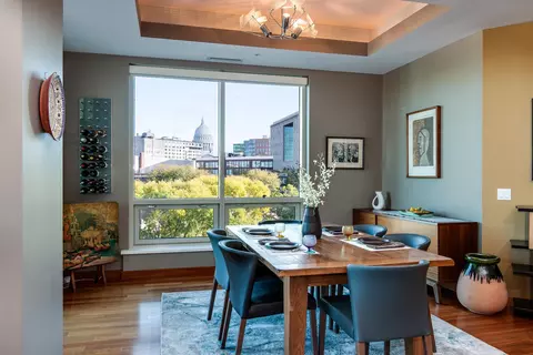350 S Hamilton St #605, Madison, WI 53703
