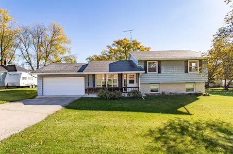 210 Center St, Argyle, WI 53504