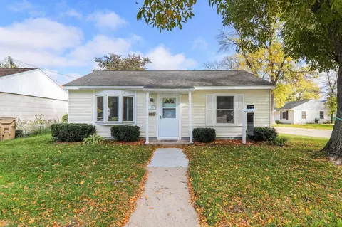 75 Craig Ave, Madison, WI 53705