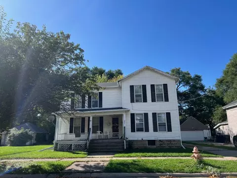 301 N Terrace St, Janesville, WI 53548