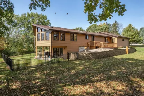 s831 Goldfinch Court, La Valle, WI 53941