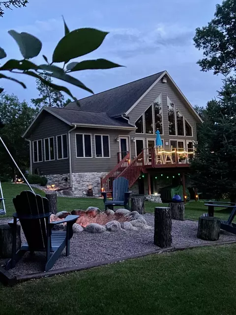 2311 W 18th Dr, Friendship, WI 53934