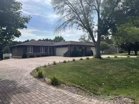 n6891 Tara Lane, Pardeeville, WI 53954