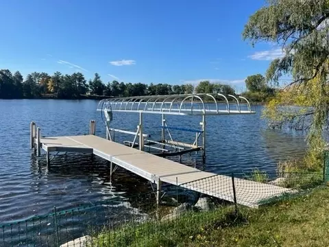 1365 Chicago Dr, Friendship, WI 53934