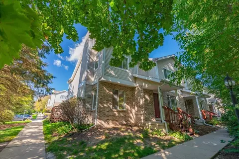 6815 Raymond Rd, Madison, WI 53719