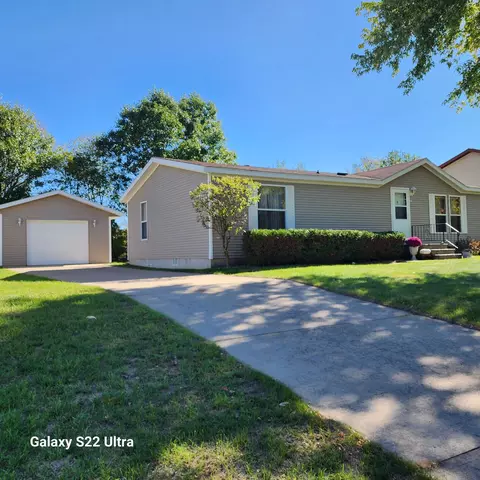 701 Cardinal Ave, Rockland, WI 54653