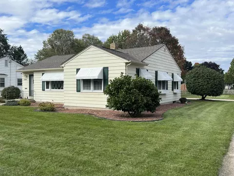 1345 Elida St, Janesville, WI 53545