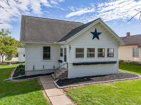 620 Prairie Ave, Hillsboro, WI 54634