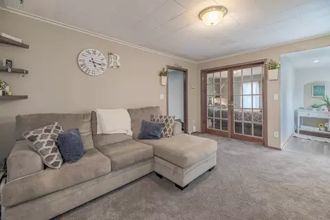 320 W Brodhead St, Orfordville, WI 53576