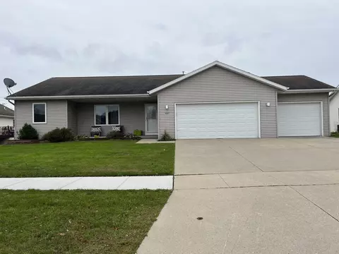 3607 Wildflower Ln, Janesville, WI 53548