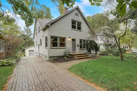 2606 Chamberlain Ave, Madison, WI 53705