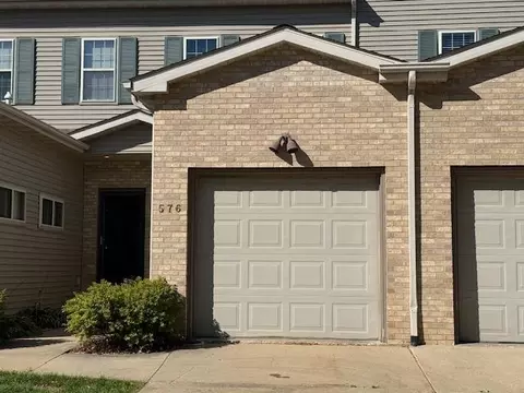 576 N Westmount Dr, Sun Prairie, WI 53590