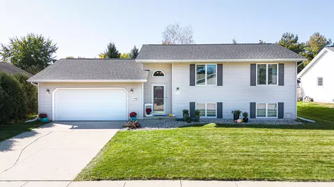 4509 Tanglewood Dr, Janesville, WI 53546