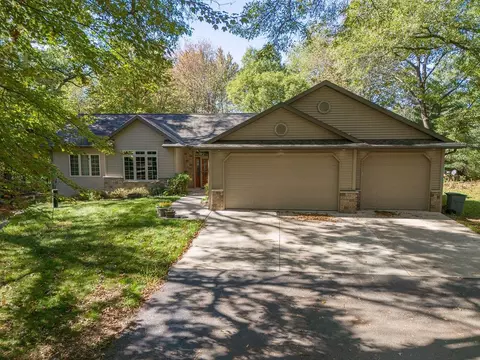 e10085 Buck Bay West, Reedsburg, WI 53959