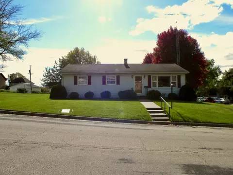 727 3rd St, Bloomington, WI 53804
