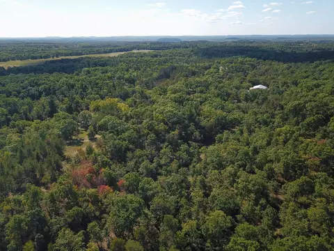 944 Gale Dr, Wisconsin Dells, WI 53965