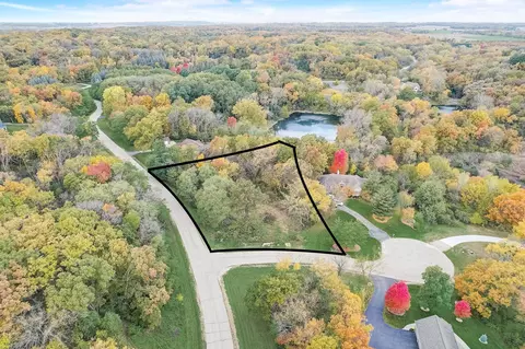 L75 Pond View Court, Janesville, WI 53548