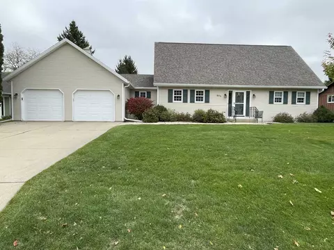 859 Nordane Ave, Ripon, WI 54971