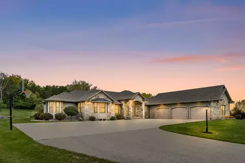 n8717 Forest Ridge Road, Berlin, WI 54923