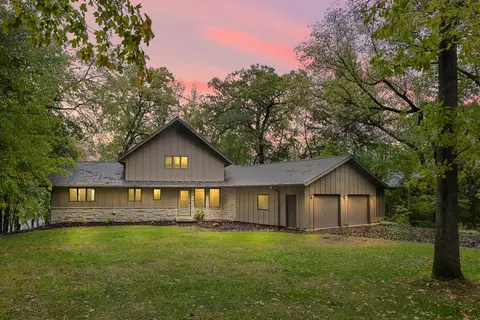 w1450 Spring Grove Road, Green Lake, WI 54941