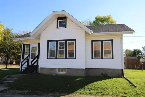1320 Aldrich Pl, Beloit, WI 53511