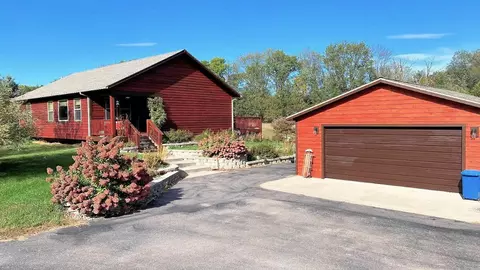 n1060 County Road J, Lyndon Station, WI 53944